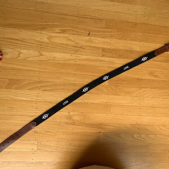 Lightly used leather belt peter millar - Picture 2 of 3